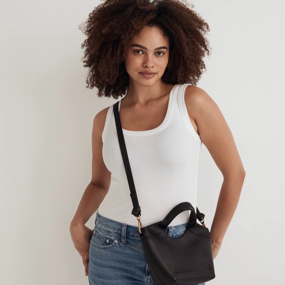 Madewell Black Leather Crossbody Bag with Adjustable Strap
